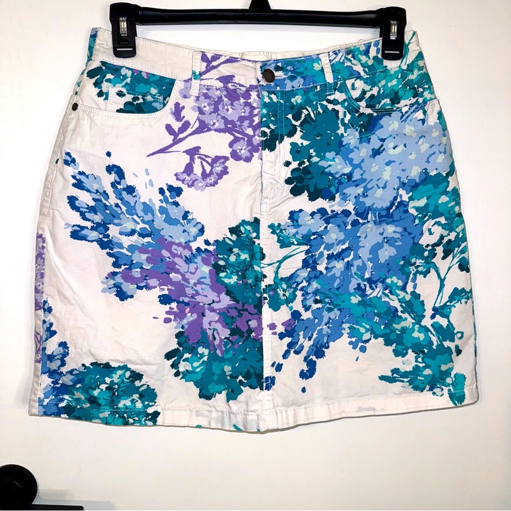 Women’s Skort size 10 stretch
